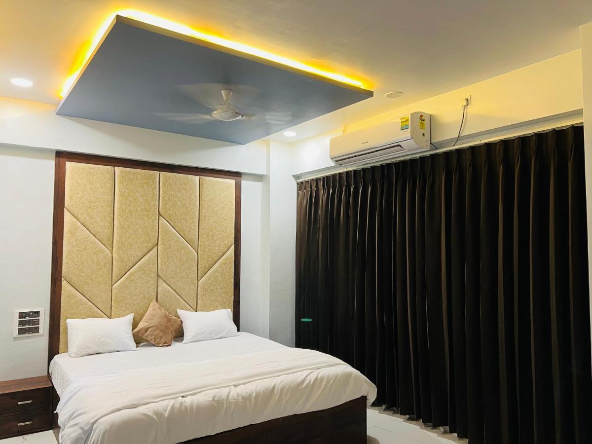Hotel New City Light Σουράτ Εξωτερικό φωτογραφία